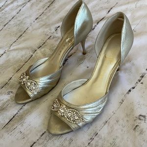 Holiday Jewel Pumps Ivanka Trump sz 7.5